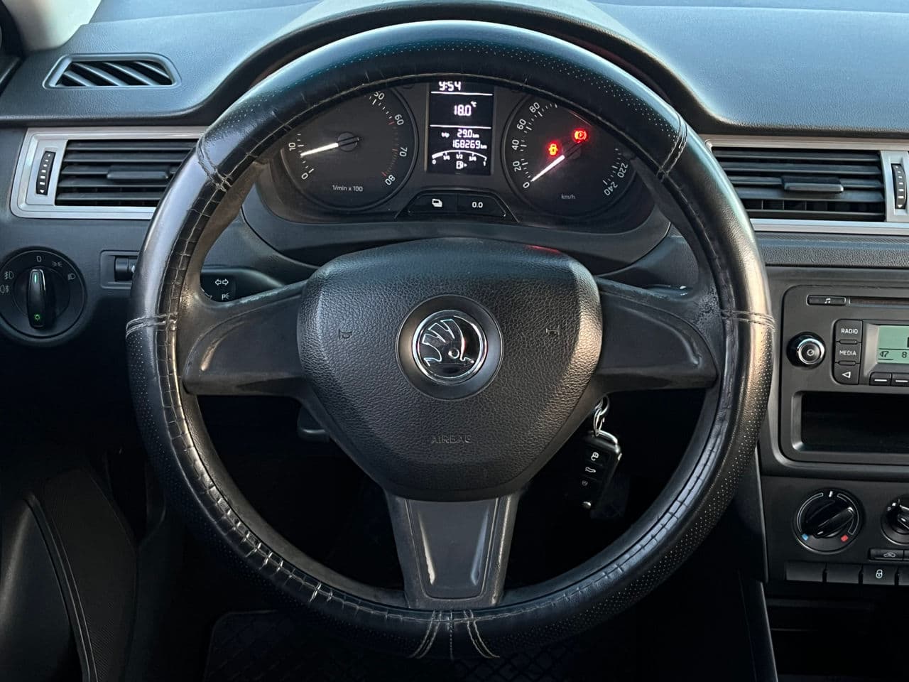 2014 Skoda Rapid — Miniatură 10