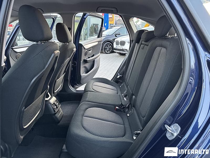 2020 BMW 216d — Miniatură 14