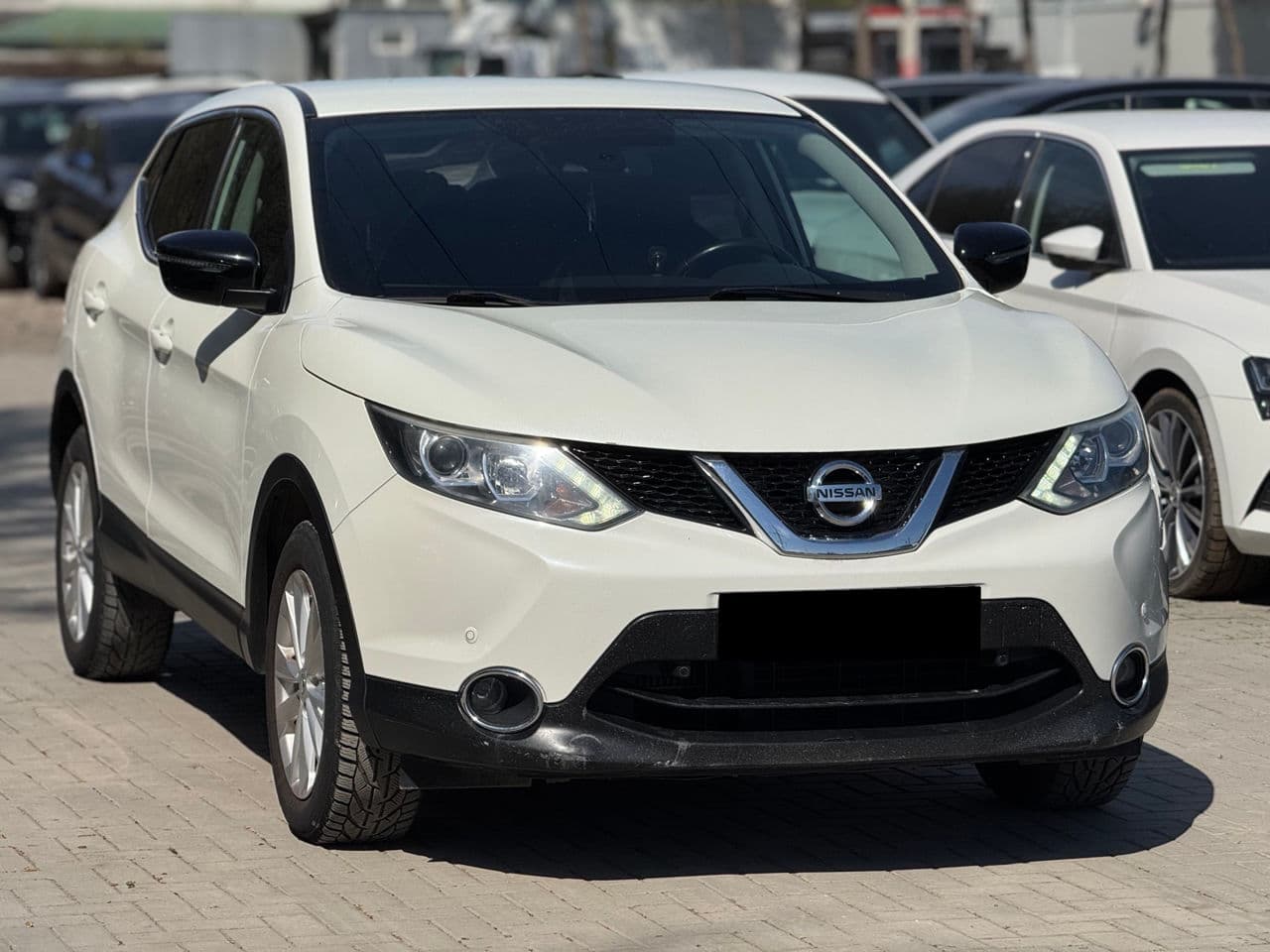 2015 Nissan Qashqai — Miniatură 3
