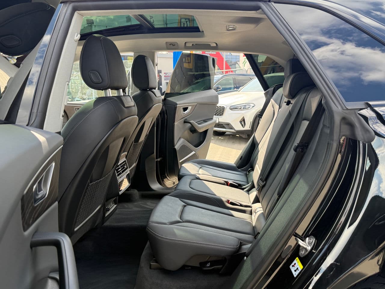 2022 Audi Q8 — Miniatură 13