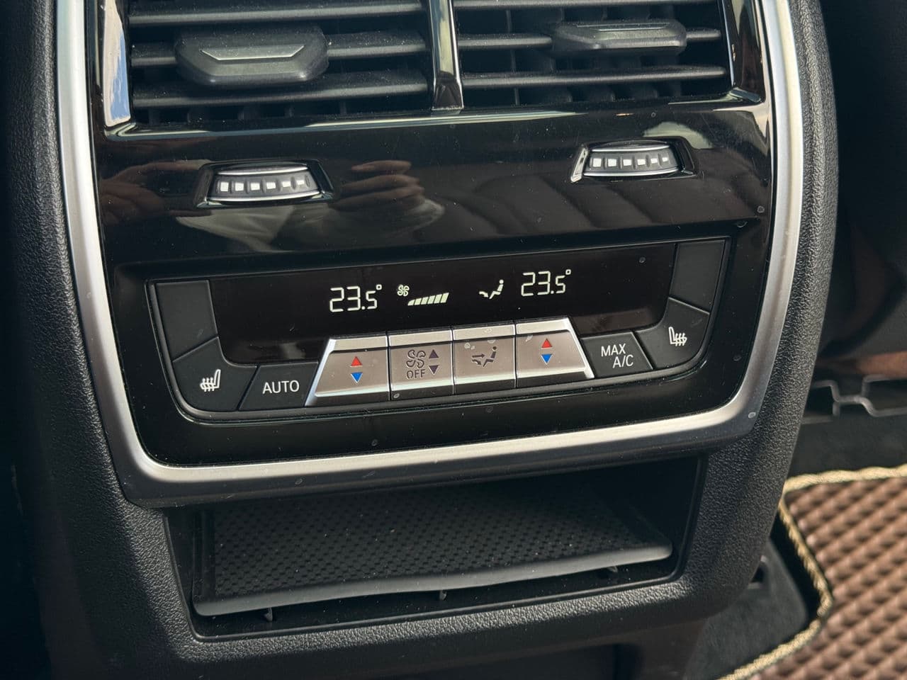 2020 BMW X5 4.5e — Miniatură 16