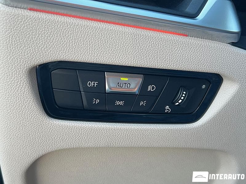 2022 BMW M440i — Miniatură 16