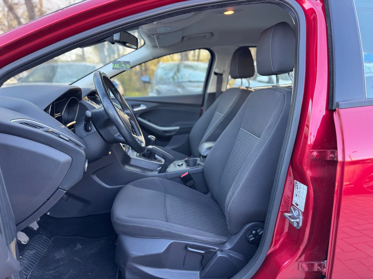 Ford Focus 2014 — Миниатюра 5