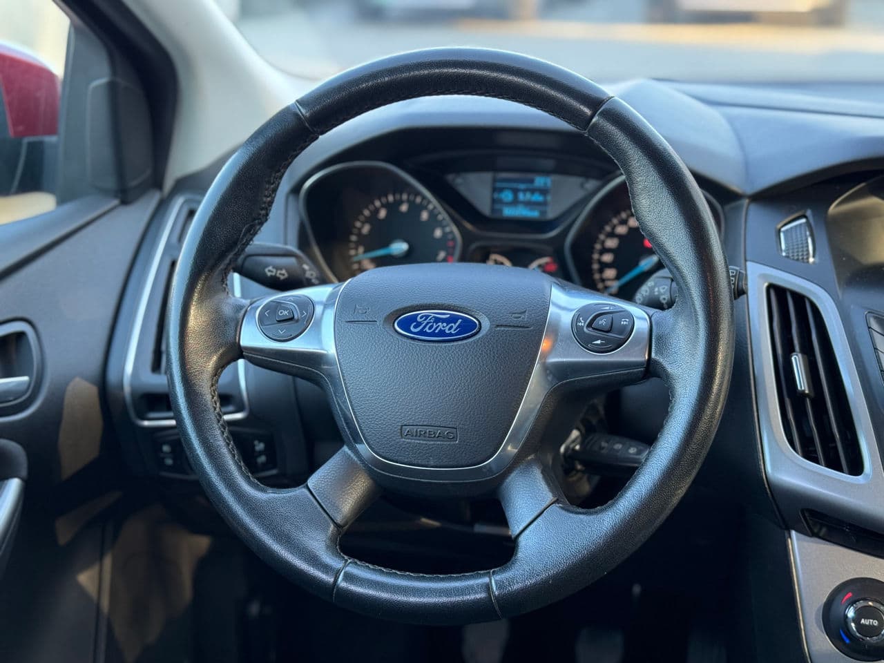 Ford Focus 2014 — Миниатюра 9