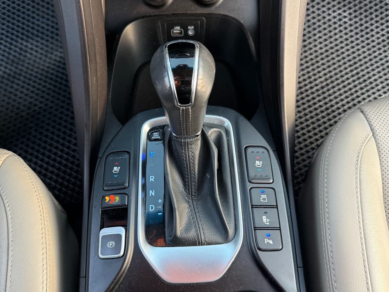 2015 Hyundai Santa Fe — Miniatură 12