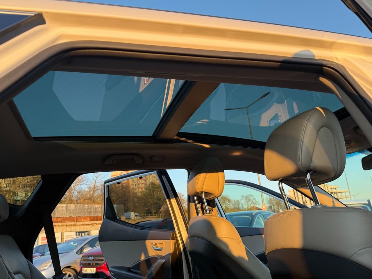 2015 Hyundai Santa Fe — Miniatură 14