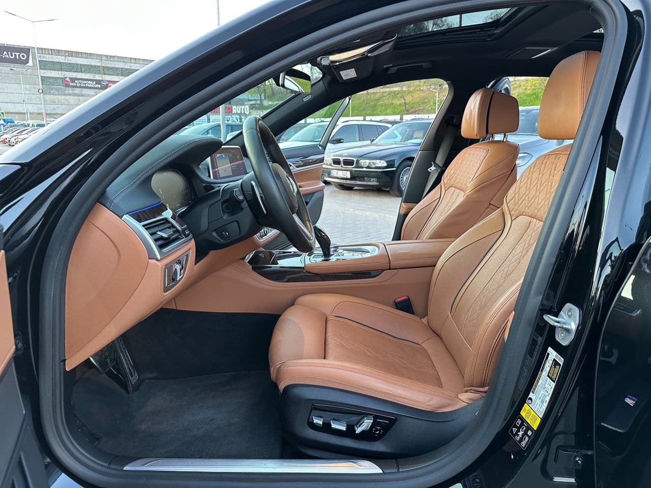 BMW 740 2019 — Миниатюра 7