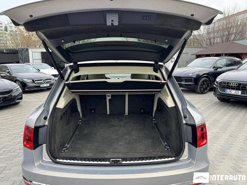 2019 Bentley Bentayga — Miniatură 19