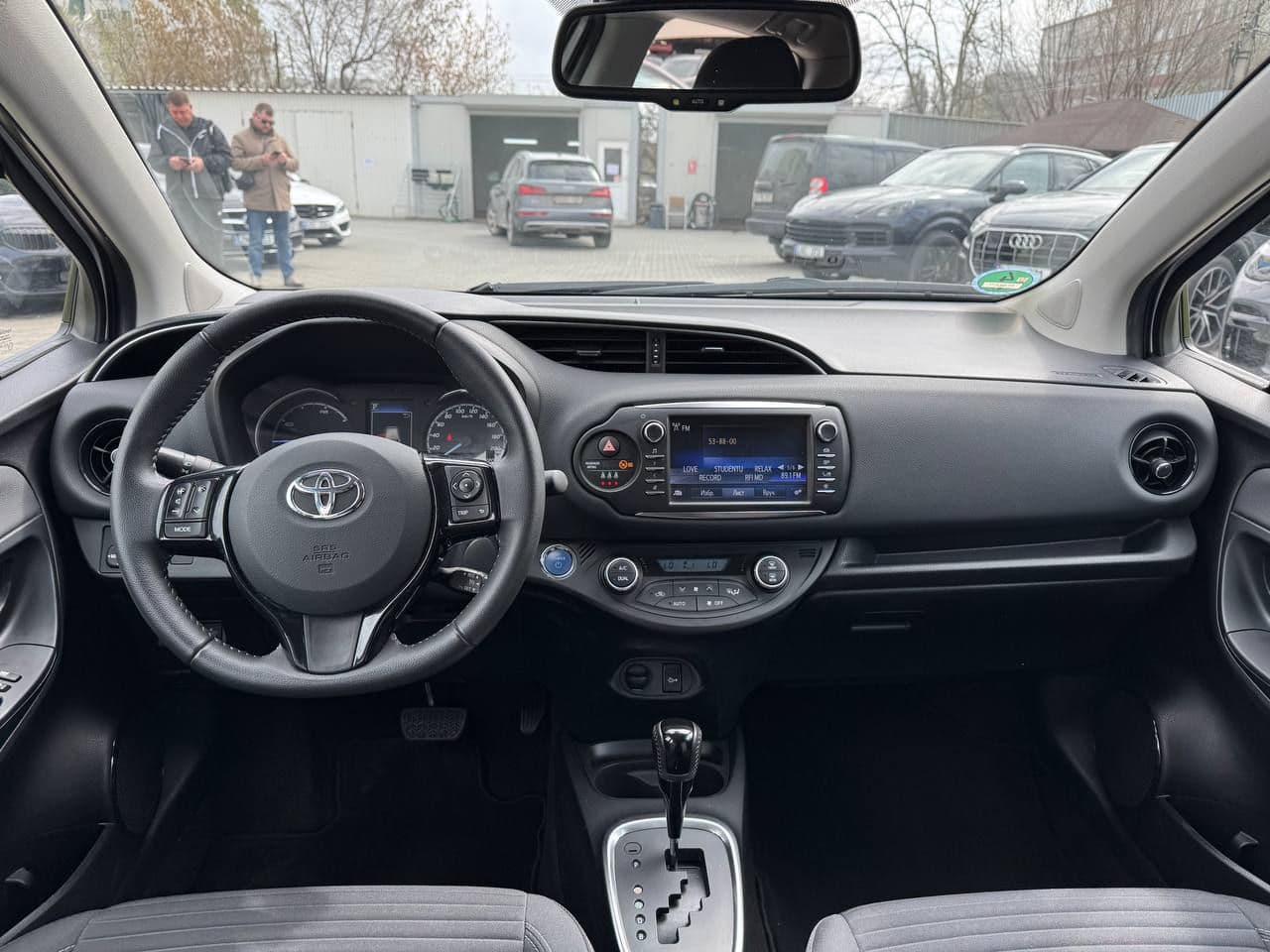 Toyota Yaris 2018 — Миниатюра 8