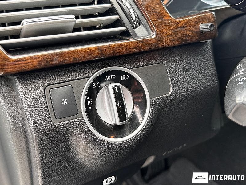 Mercedes E 200 2013 — Миниатюра 18