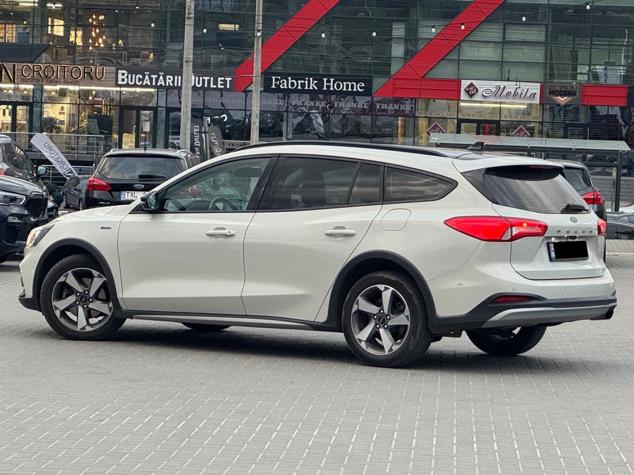 2019 Ford Focus — Miniatură 4