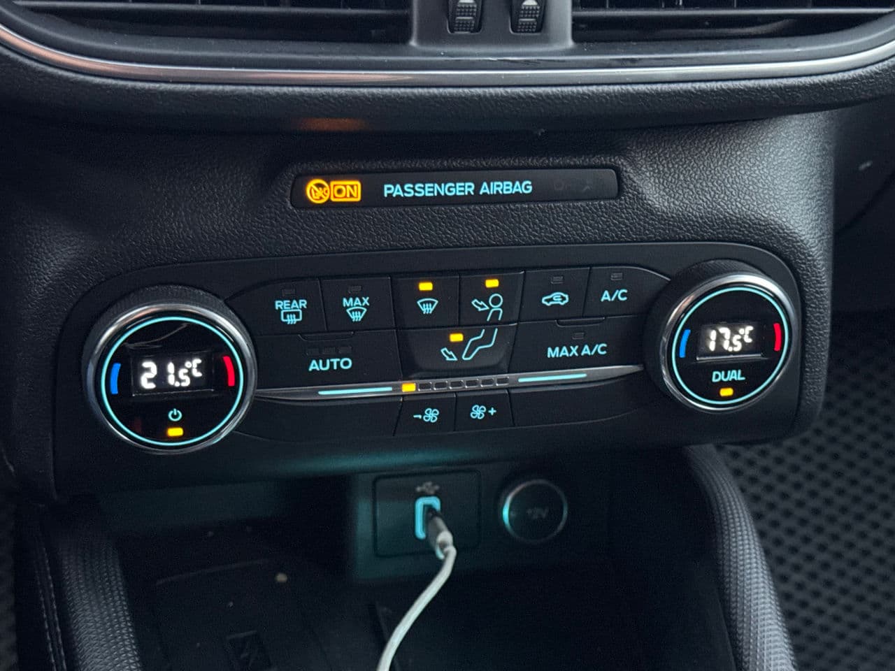 2019 Ford Focus — Miniatură 12