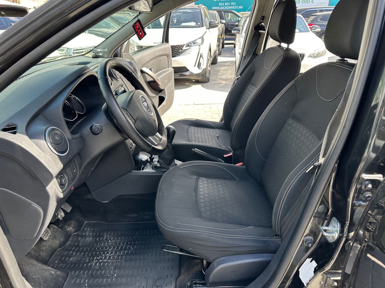 2014 Dacia Logan — Miniatură 5