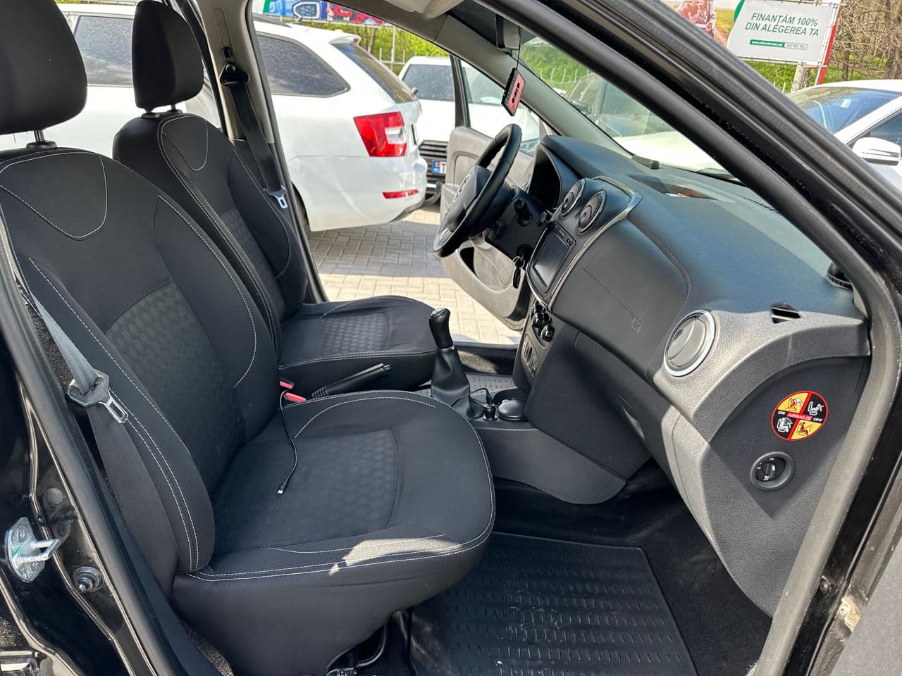 2014 Dacia Logan — Miniatură 6