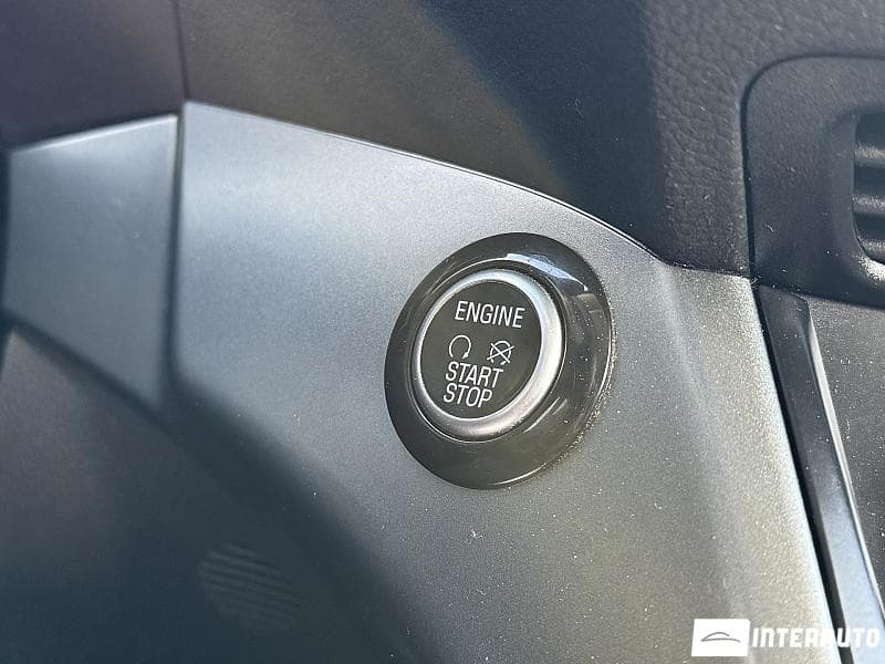 2018 Ford Kuga — Miniatură 12