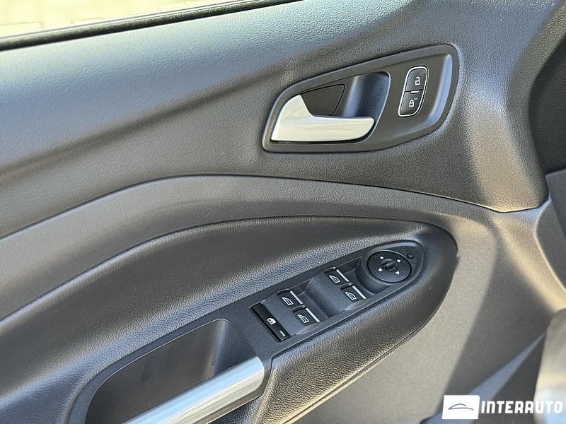 2018 Ford Kuga — Miniatură 6