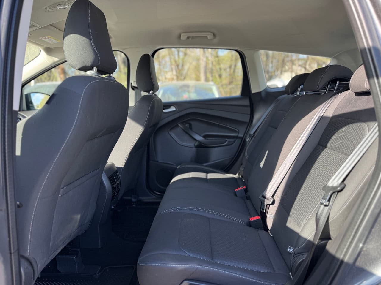 2018 Ford Kuga — Miniatură 17