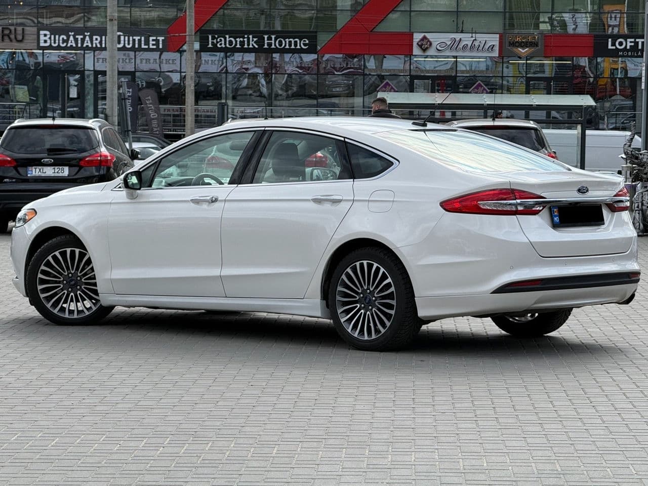 2016 Ford Fusion — Miniatură 4