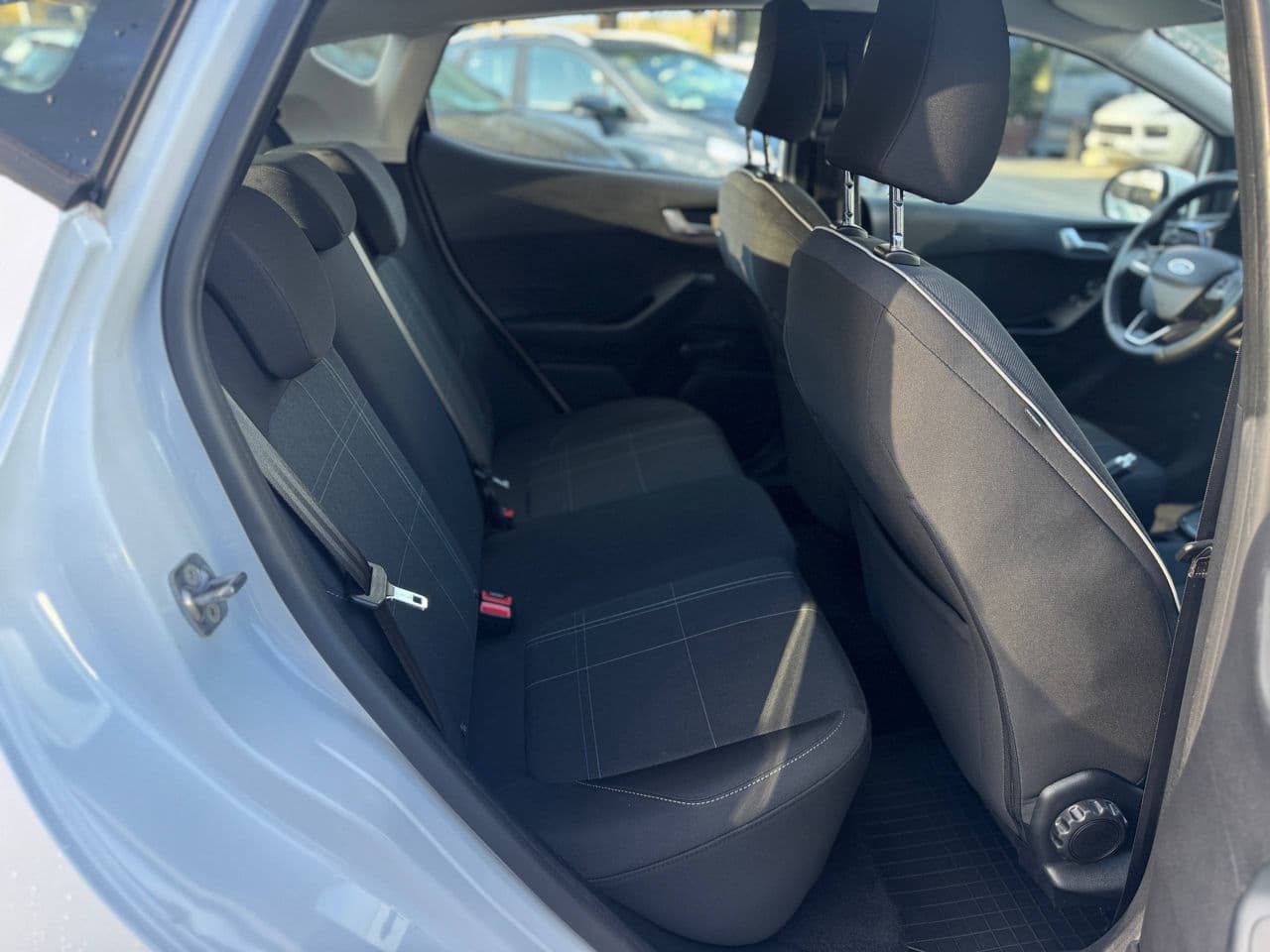 Ford Fiesta 2018 — Миниатюра 14