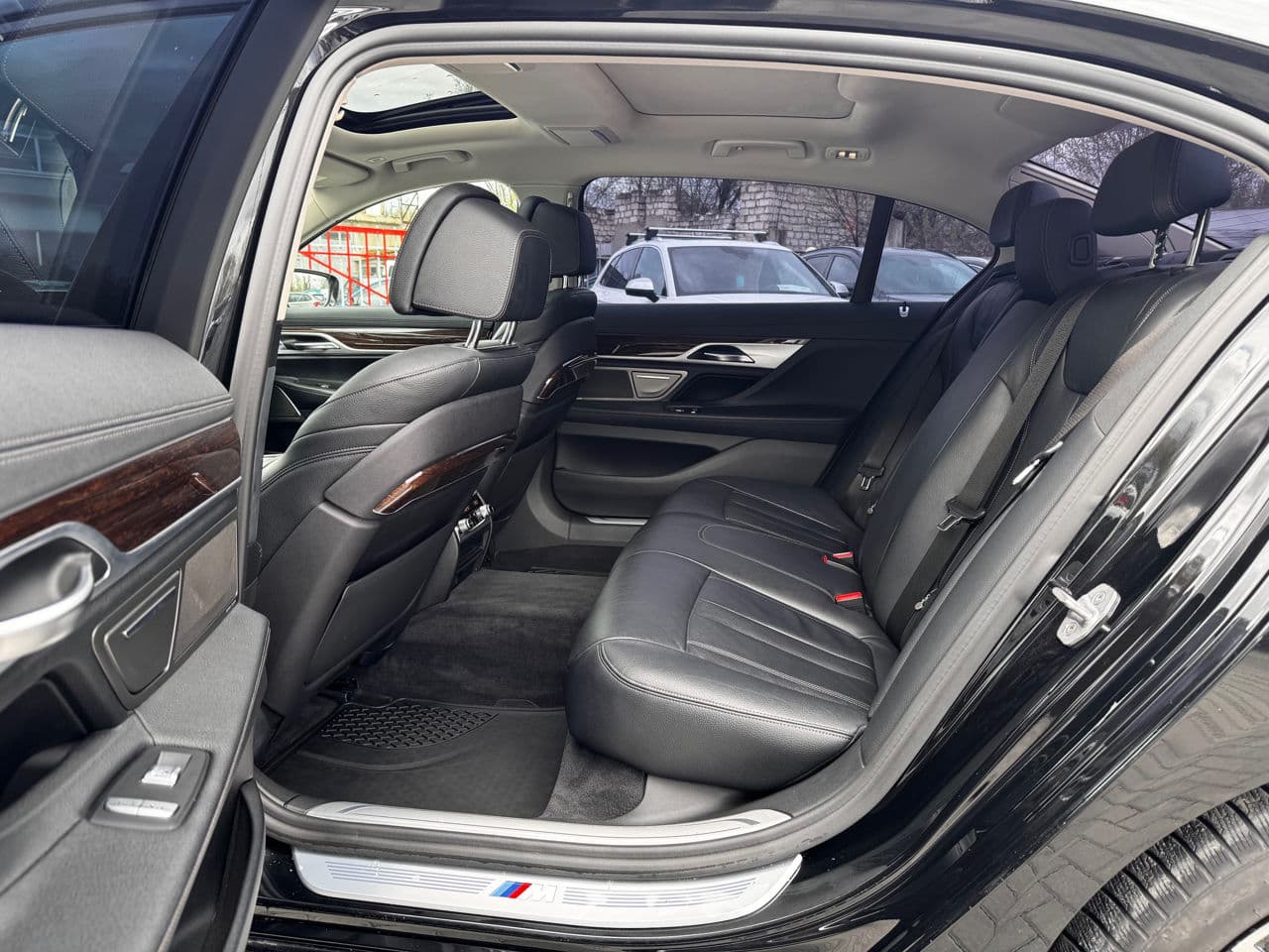 2020 BMW 740 — Miniatură 22