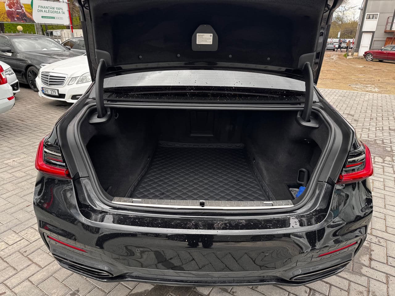 2020 BMW 740 — Miniatură 23