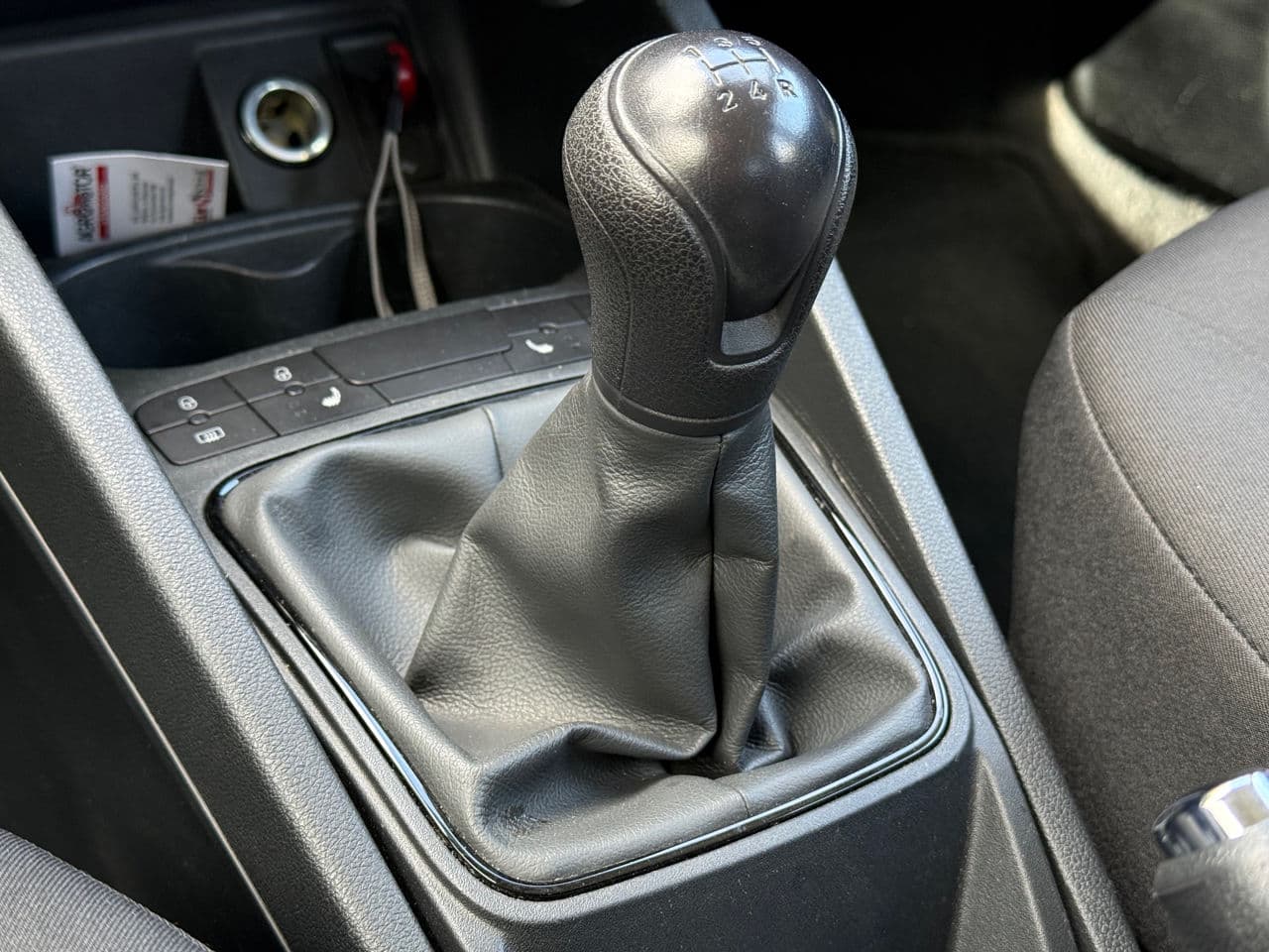 2016 Seat Ibiza — Miniatură 11
