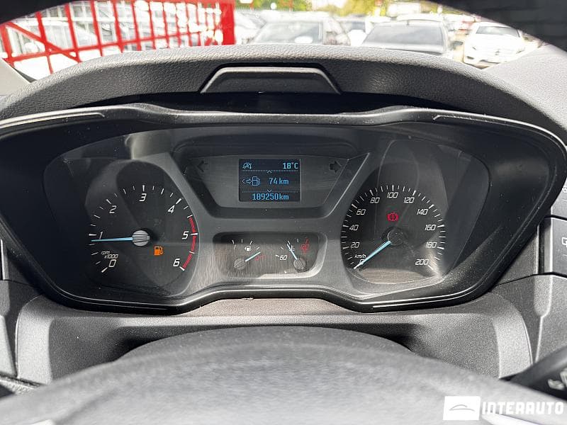 2017 Ford Transit — Miniatură 7