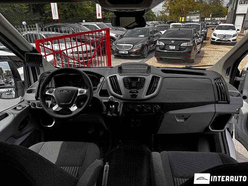 2017 Ford Transit — Miniatură 6