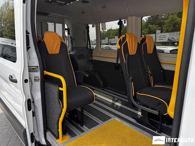 2017 Ford Transit — Miniatură 12