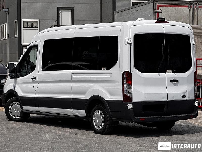 2017 Ford Transit — Miniatură 2