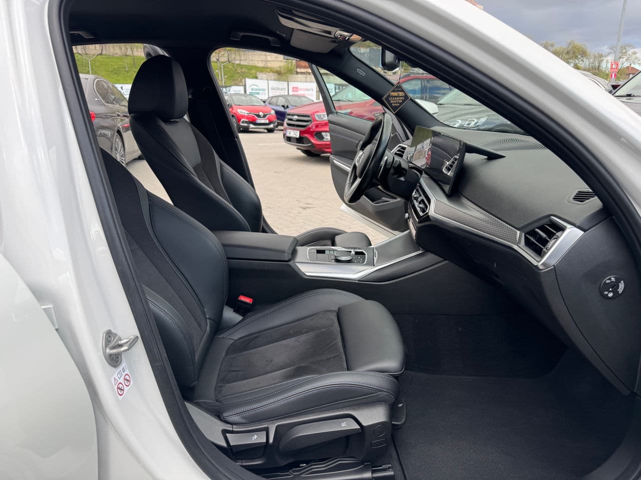 2023 BMW 320E — Miniatură 16