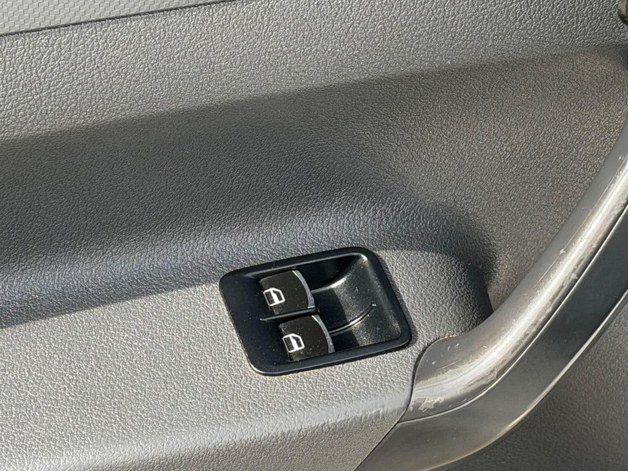 2011 Volkswagen Caddy — Miniatură 5
