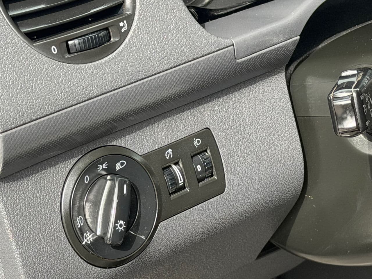 2011 Volkswagen Caddy — Miniatură 7