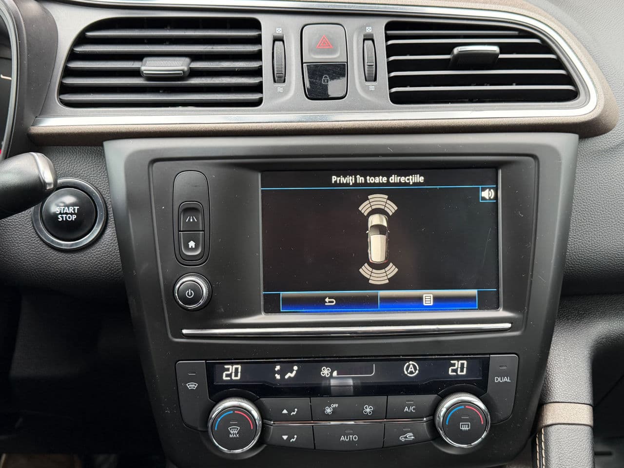 2017 Renault Kadjar — Miniatură 14