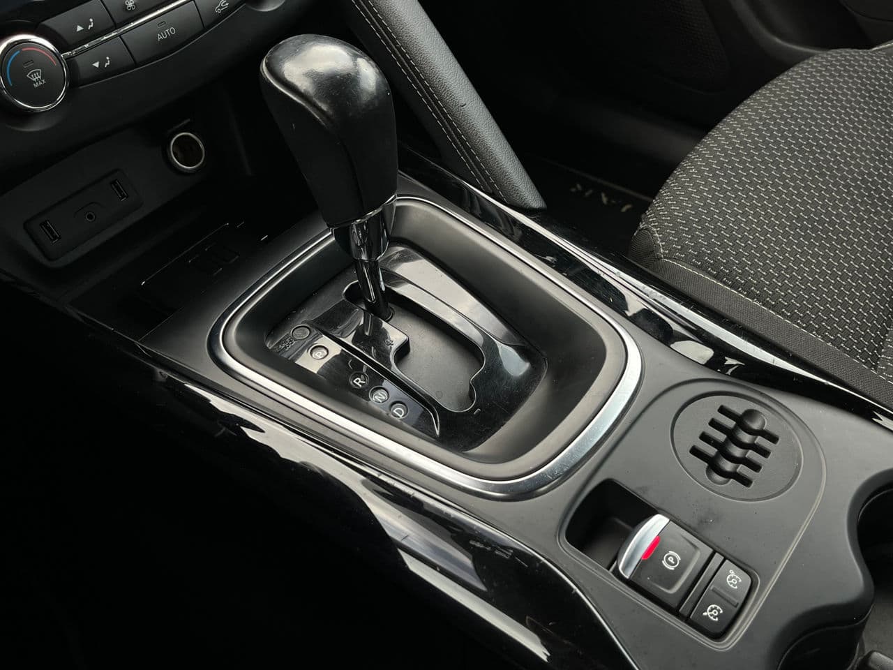 2015 Renault Kadjar — Miniatură 15