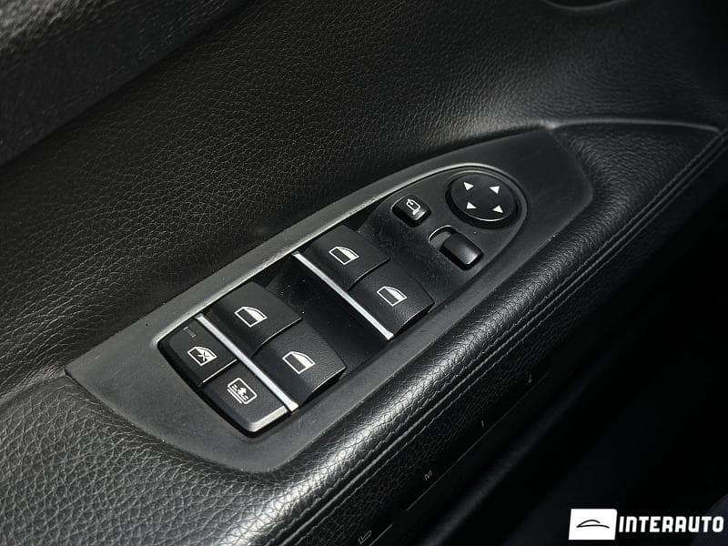 2010 BMW 740 — Miniatură 7