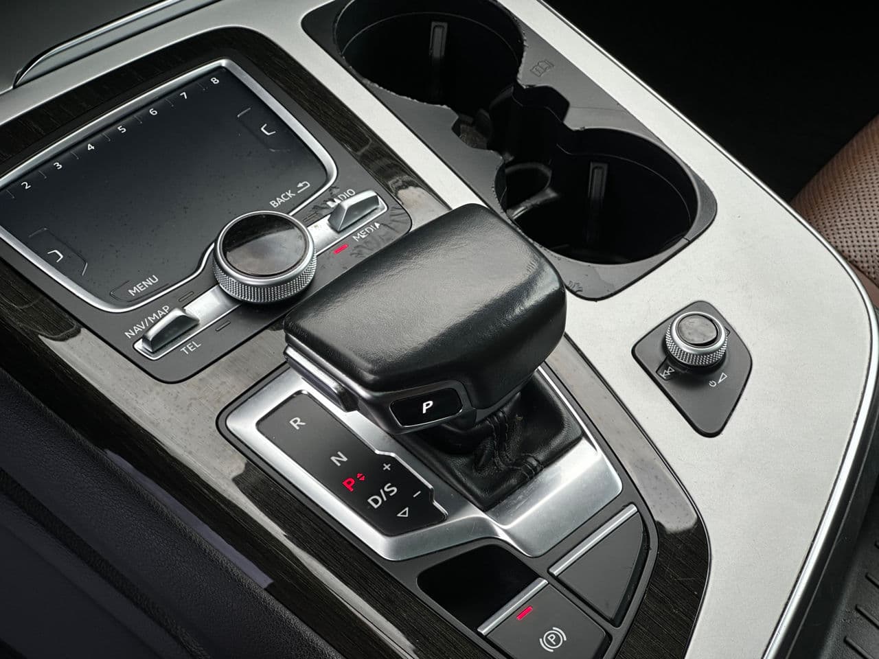 2018 Audi Q7 — Miniatură 11