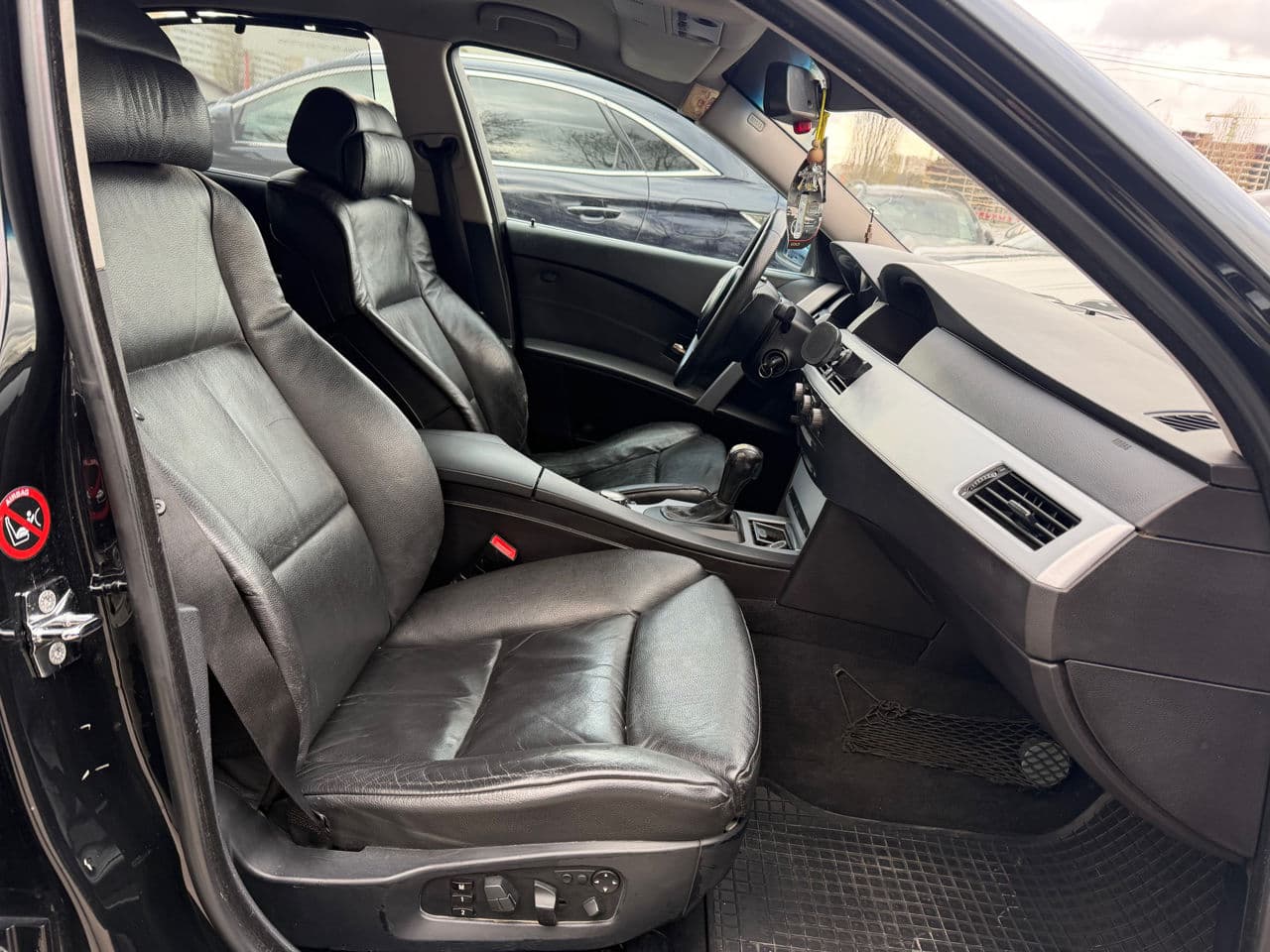 2005 BMW 530 — Miniatură 16