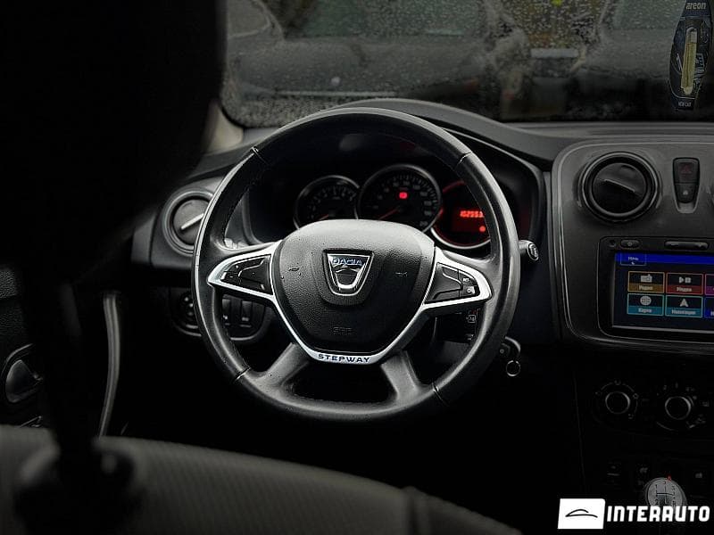 2017 Dacia Sandero Stepway — Miniatură 7