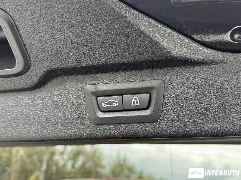 BMW X5 4.0e 2016 — Миниатюра 13