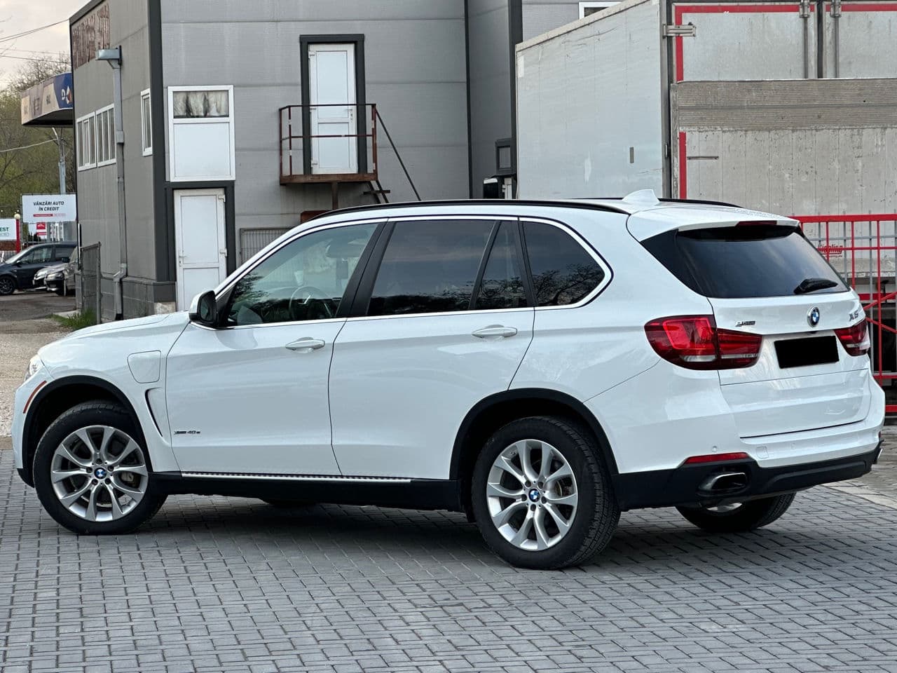 BMW X5 4.0e 2016 — Миниатюра 4