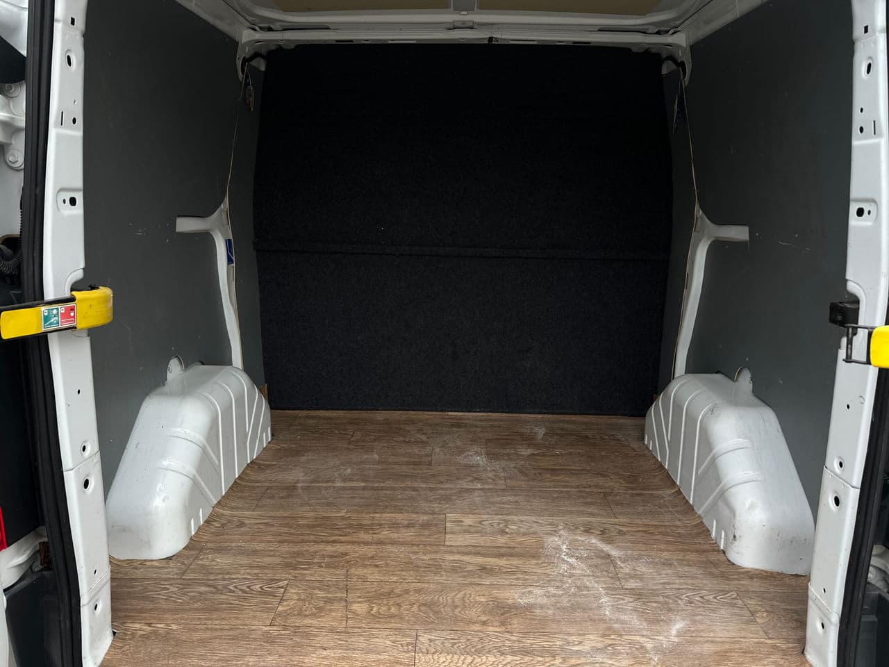 2014 Ford Transit — Miniatură 15
