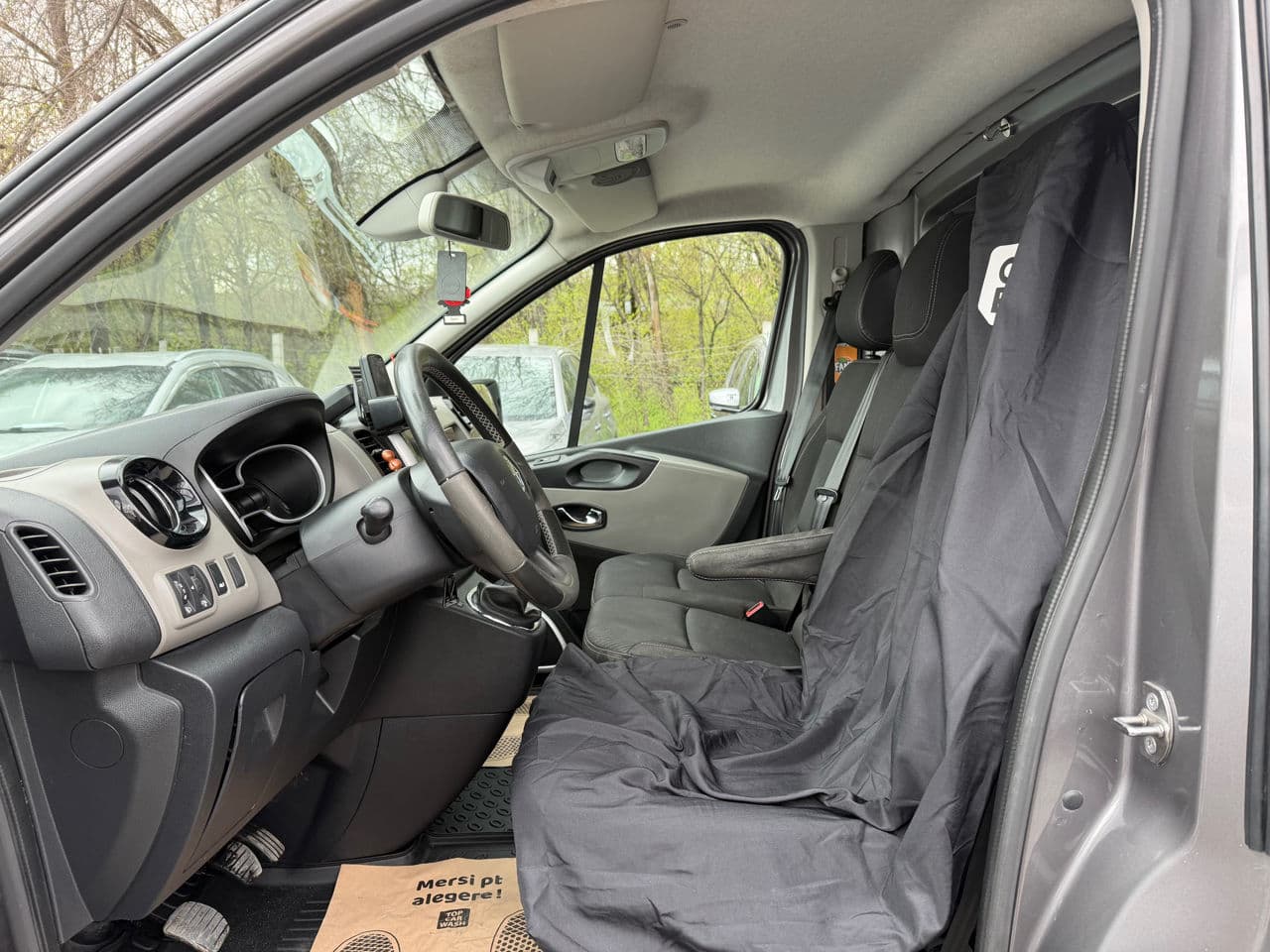 2015 Renault Trafic — Miniatură 5
