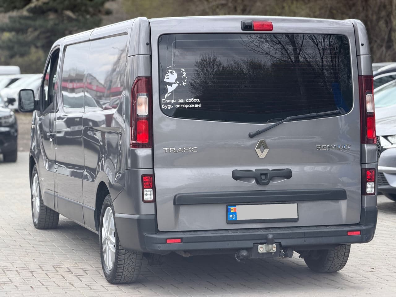 2015 Renault Trafic — Miniatură 4