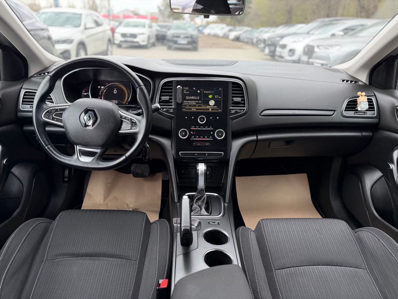 2018 Renault Megane — Miniatură 13