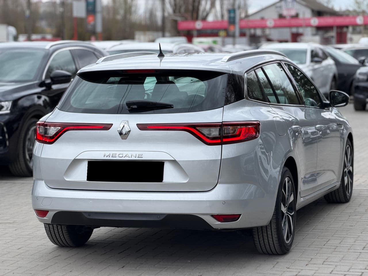 2018 Renault Megane — Miniatură 4