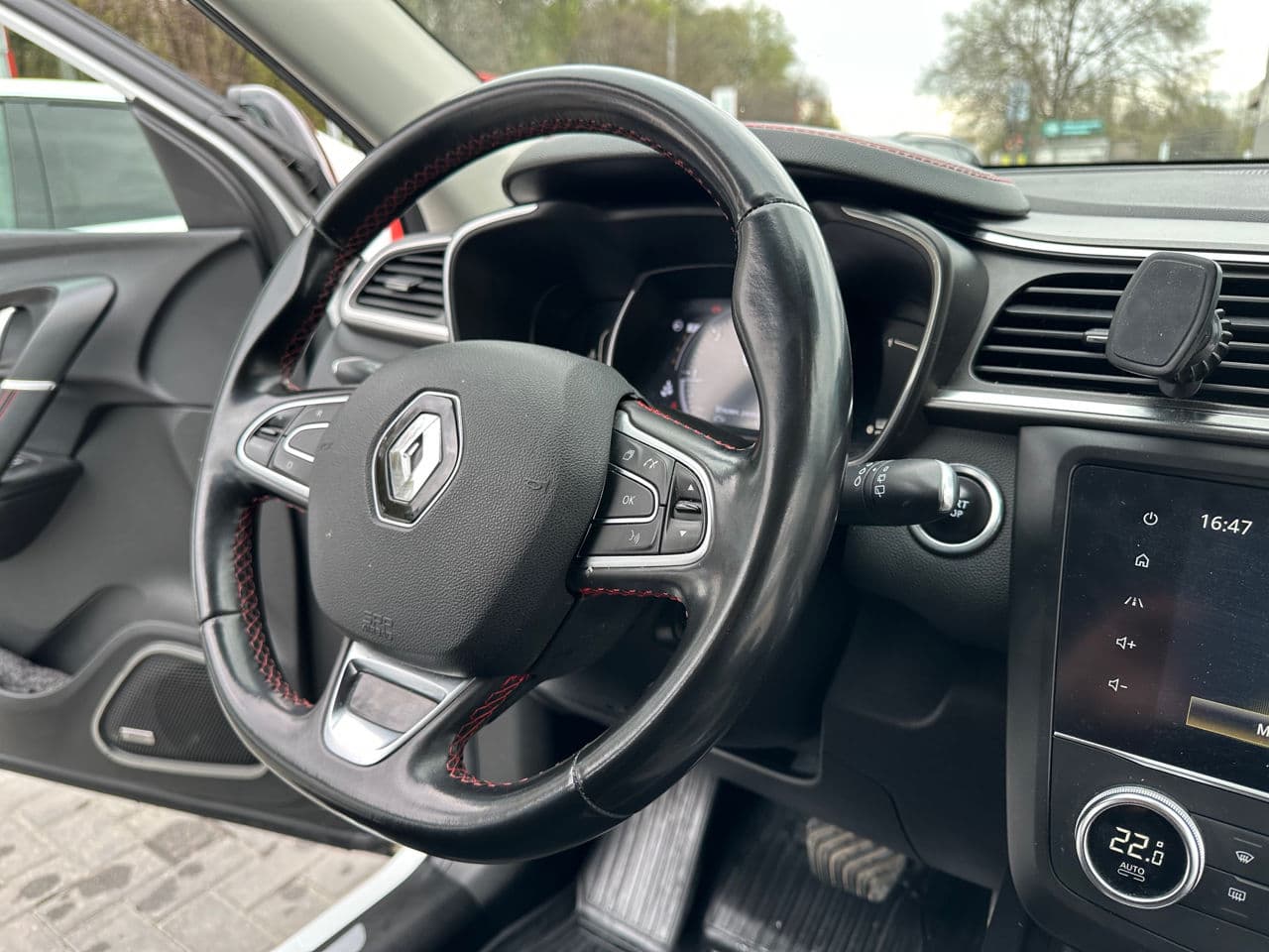 2019 Renault Kadjar — Miniatură 12