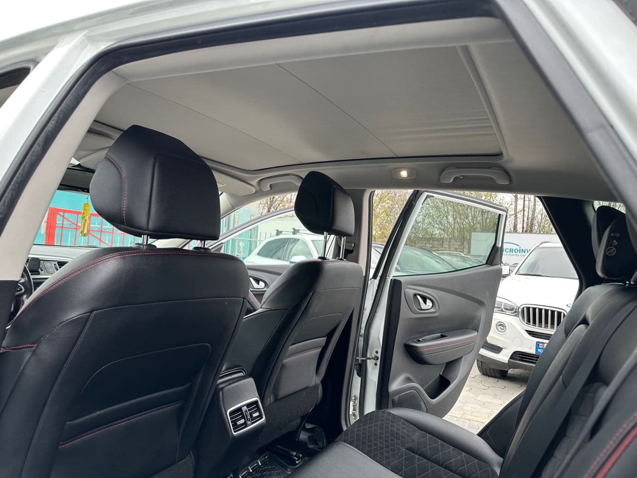 2019 Renault Kadjar — Miniatură 9