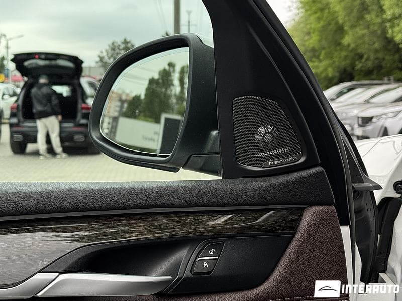 BMW X5 4.0e 2016 — Миниатюра 9