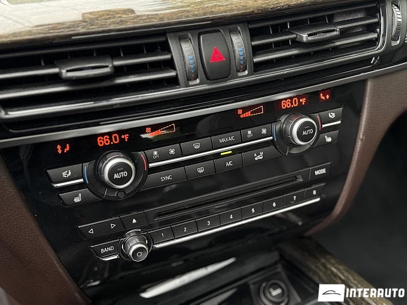 BMW X5 4.0e 2016 — Миниатюра 18